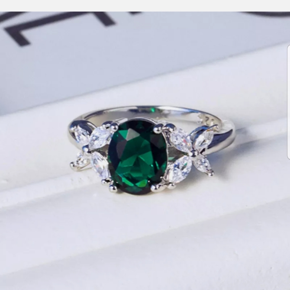 18k gold Plated over S925 green peridot ring - Picture 4 of 4